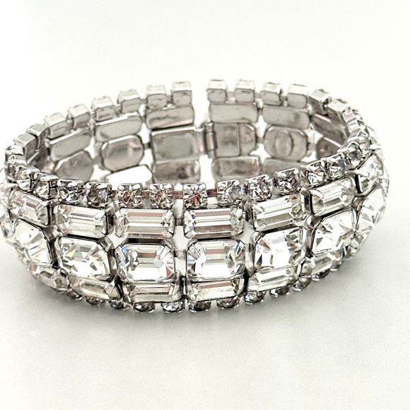 Vintage Weiss Signed Clear Rhinestone Silver Tone Sparkly Statement Bracelet - Picture 1 of 11